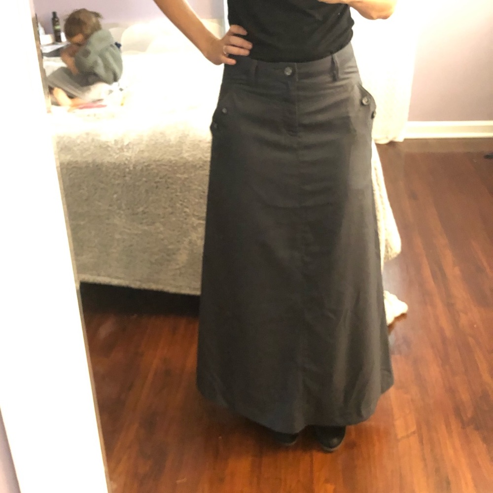 StyleJ Offie skirt grey long